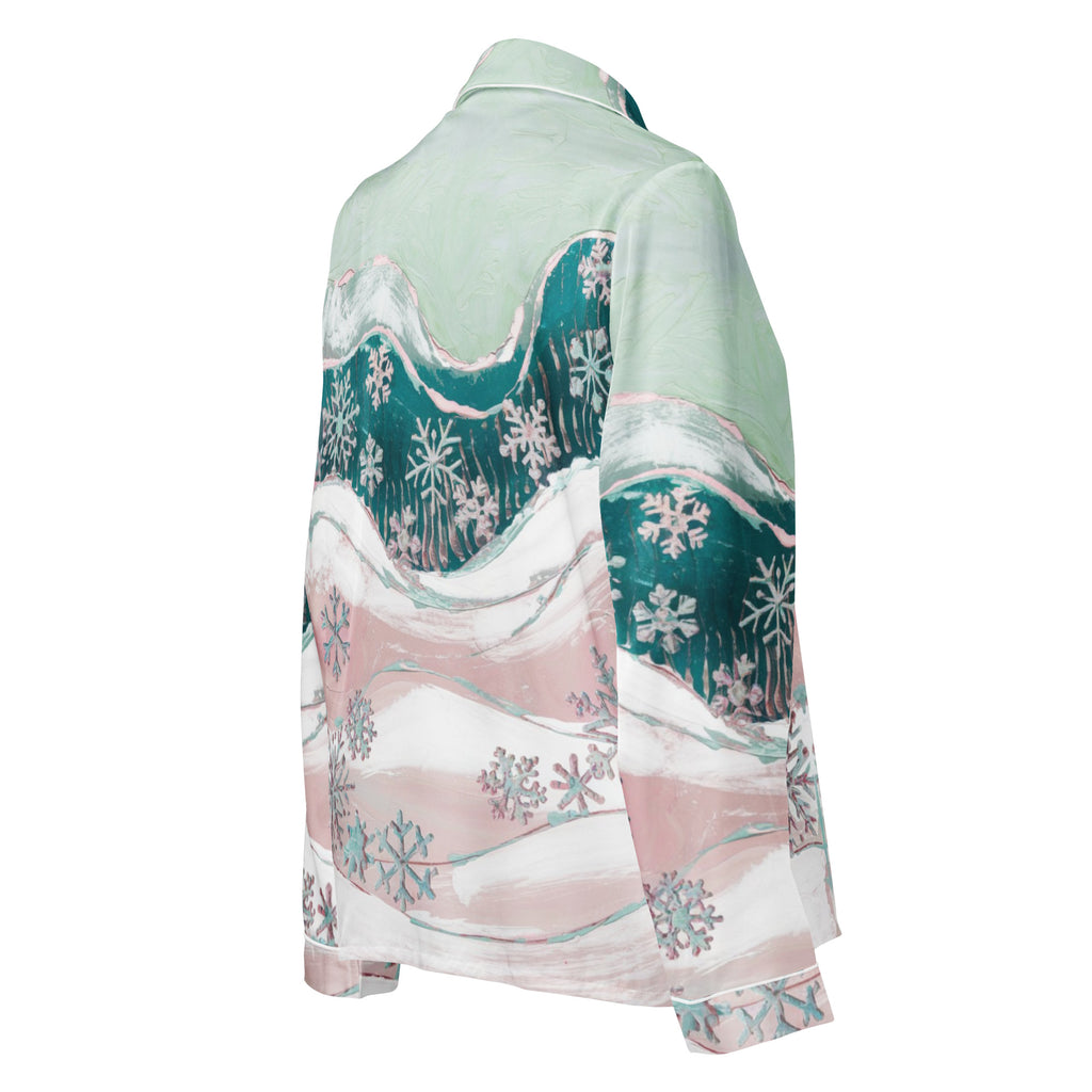 Snowflakes Women’s long sleeve pajama top